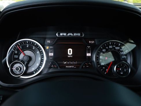 Used 2022 RAM 1500 Big Horn RWD image 12