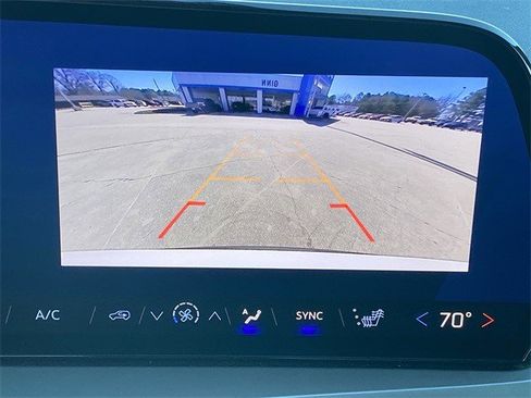 Certified 2025 Chevrolet Traverse LT image 14