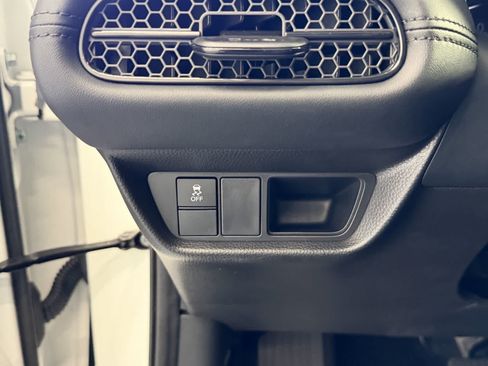 Used 2023 Honda HR-V LX image 15