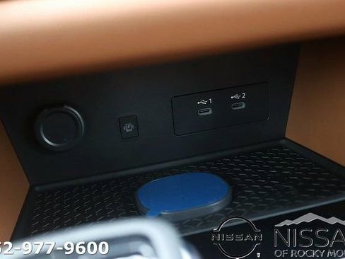 New 2026 Nissan Pathfinder Platinum image 24