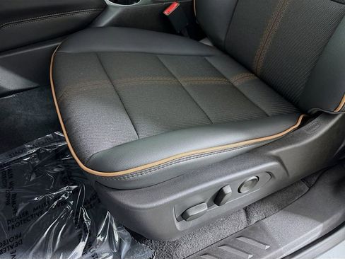 New 2026 GMC Canyon AT4 image 18