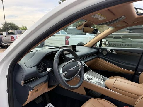 Used 2023 Genesis GV80 2.5T w/ Advanced Package AWD/4WD image 5