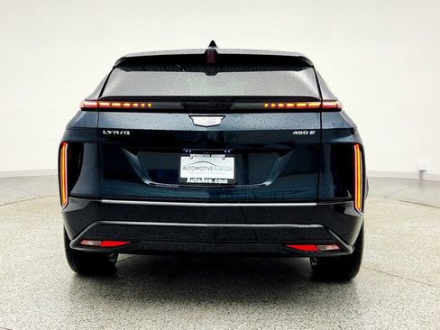 Used 2024 Cadillac Lyriq Luxury image 6