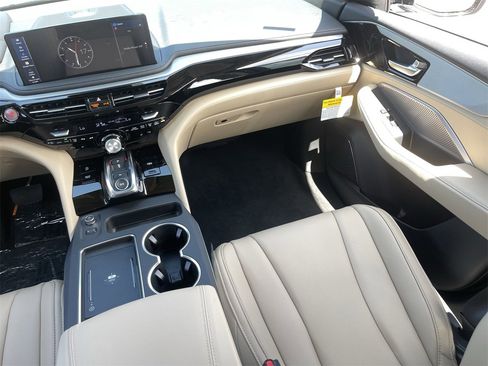 New 2026 Acura MDX FWD image 19