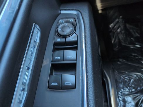 Used 2024 GMC Sierra 1500 Denali w/ Technology Package AWD/4WD image 23