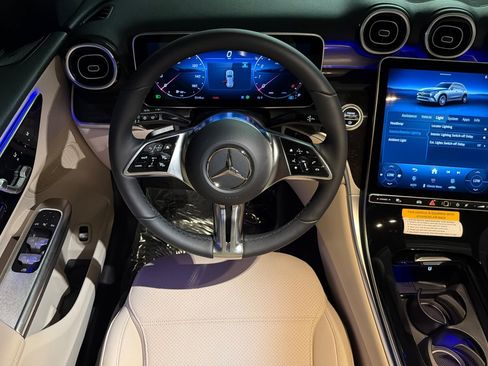 New 2026 Mercedes-Benz GLC 300 image 13