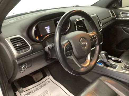 Used 2021 Jeep Grand Cherokee Limited AWD/4WD image 12
