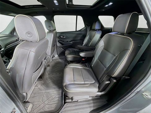 Used 2023 Chevrolet Traverse Premier w/ LPO, Floor Liner Package AWD/4WD image 26