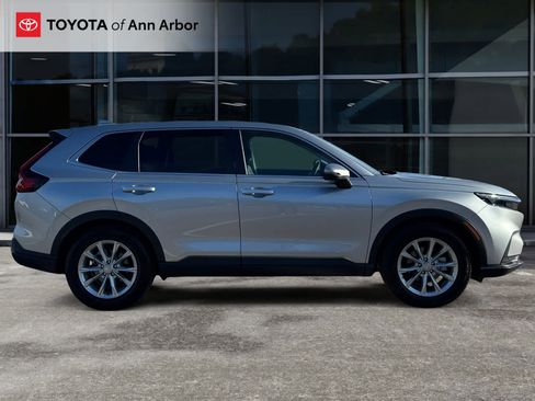 Used 2025 Honda CR-V EX-L image 13