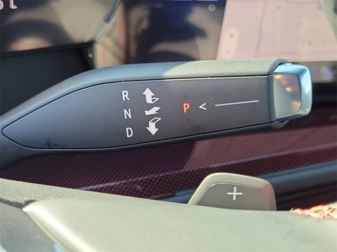 New 2026 Chevrolet Traverse RS image 11