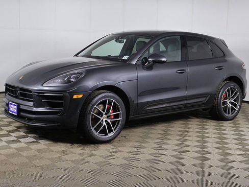 Used 2023 Porsche Macan S AWD/4WD image 11