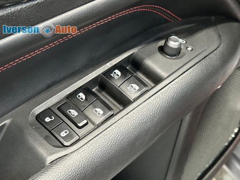 Used 2022 Jeep Compass Trailhawk w/ Trailhawk Convenience Group image 16