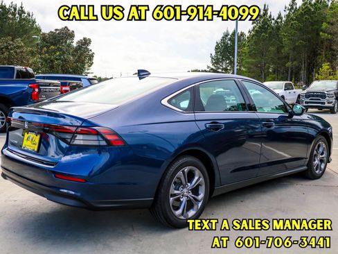 Used 2024 Honda Accord EX image 7