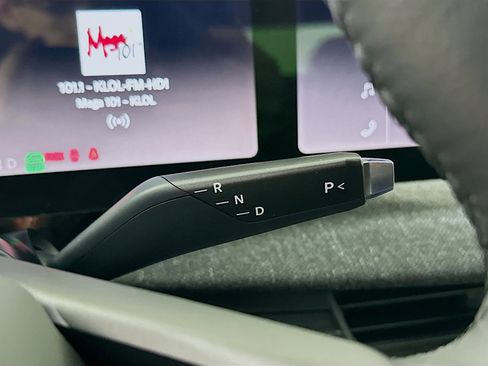 Used 2024 Lucid Air Pure image 25