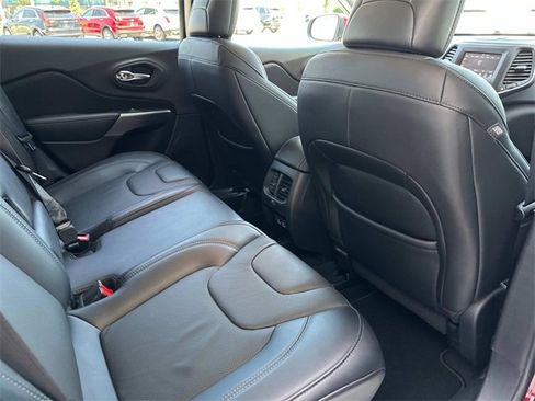 Used 2021 Jeep Cherokee Latitude Lux image 52