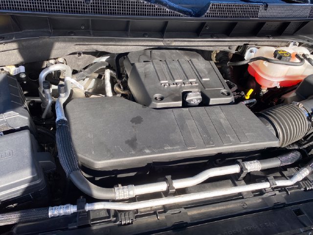 Certified 2024 Chevrolet Silverado 1500 LT AWD/4WD image 22