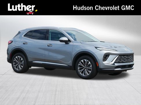 Used 2025 Buick Envision Preferred AWD/4WD image 1