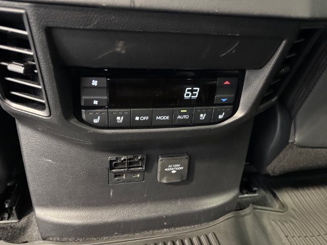 Used 2026 Toyota Sequoia Platinum AWD/4WD image 19