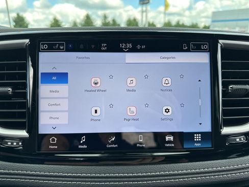 New 2026 Chrysler Pacifica Select image 43