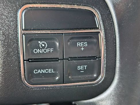 Used 2012 Jeep Wrangler Unlimited Sport AWD/4WD image 10