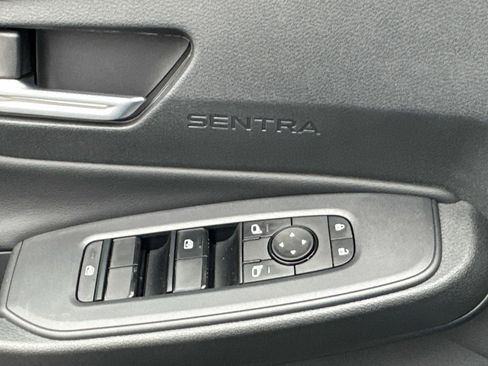 New 2026 Nissan Sentra SV w/ SV Convenience Package FWD image 17