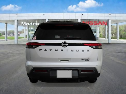 New 2026 Nissan Pathfinder Platinum AWD/4WD image 4