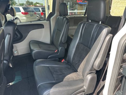 Used 2015 Dodge Grand Caravan SXT FWD image 7