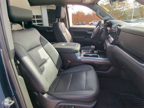 Certified 2022 Chevrolet Silverado 1500 LTZ w/ LTZ Premium Package image 28