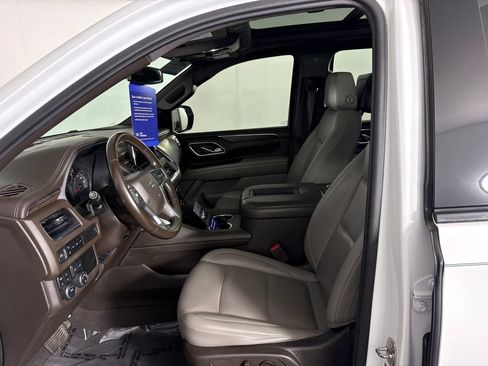 Used 2021 Chevrolet Tahoe Z71 w/ Rear Media and Nav Package AWD/4WD image 12