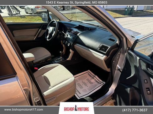 Used 2015 Subaru Forester 2.5i Premium w/ All-Weather Package image 8