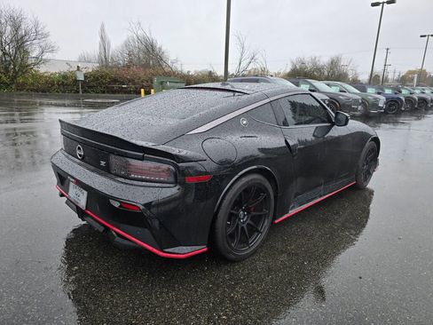 Used 2024 Nissan Z NISMO w/ Floor Mat Package image 7