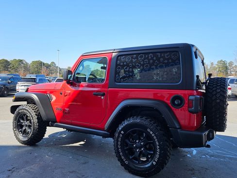 Used 2021 Jeep Wrangler Willys image 5