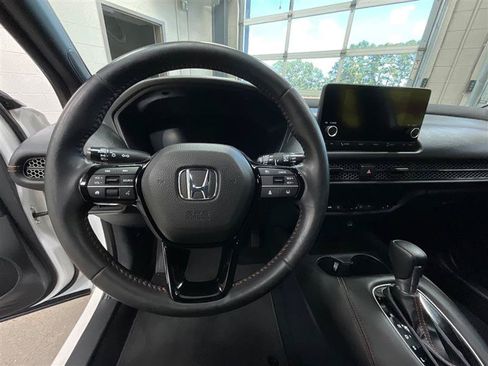 Used 2024 Honda HR-V Sport image 13