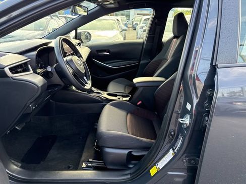 Used 2024 Toyota Corolla SE w/ SE Premium Package FWD image 27