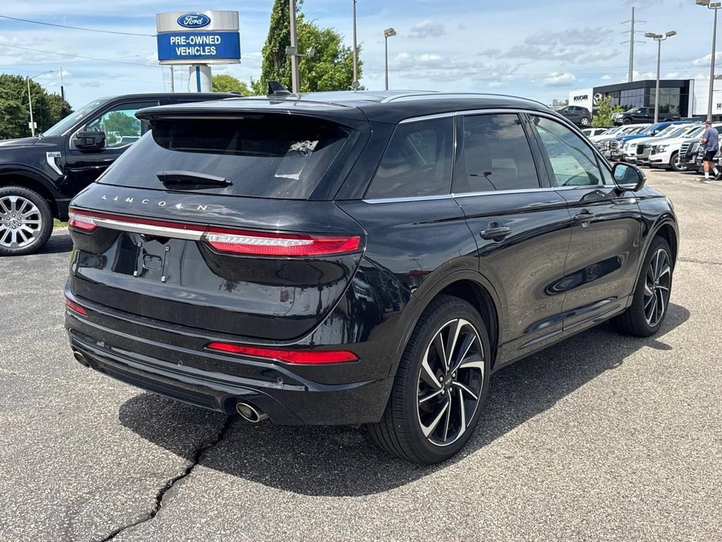Certified 2024 Lincoln Corsair Grand Touring w/ Equipment Group 301A AWD/4WD image 5