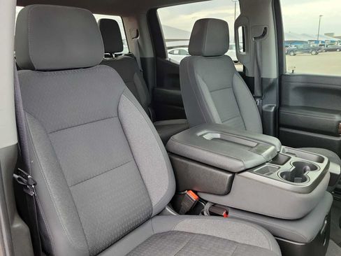 Used 2021 Chevrolet Silverado 1500 LT AWD/4WD image 18