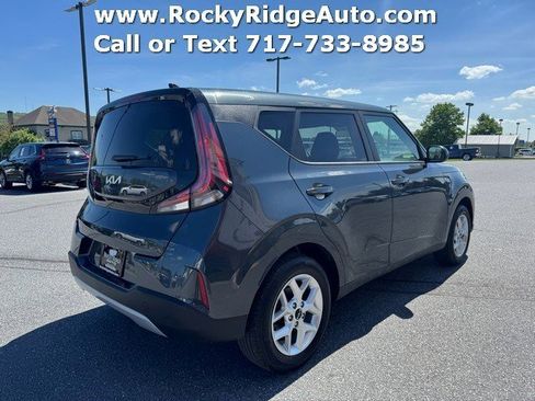 Used 2025 Kia Soul LX w/ LX Technology Package FWD image 7
