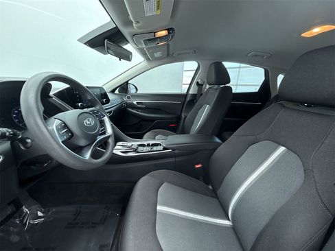 Used 2021 Hyundai Sonata SEL w/ Preferred Accessory Package image 11