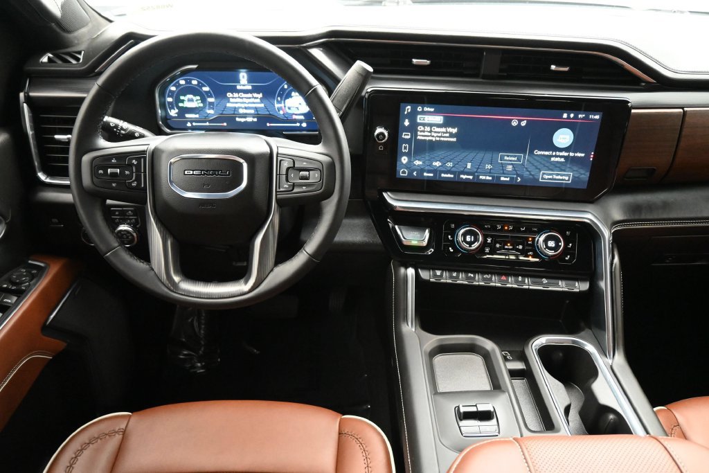Used 2025 GMC Sierra 2500 Denali Ultimate AWD/4WD image 8