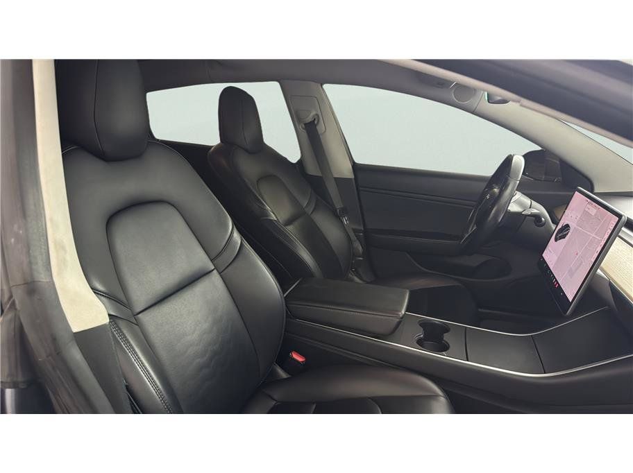 Used 2018 Tesla Model 3 Long Range RWD image 20