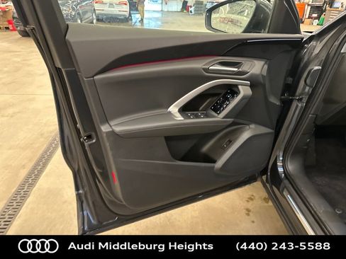 New 2025 Audi Q5 Premium image 10