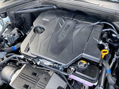 Certified 2026 Genesis GV70 2.5T AWD/4WD image 31