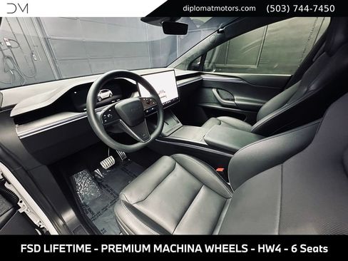 Used 2026 Tesla Model X Plaid AWD/4WD image 16