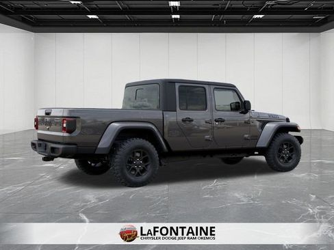 New 2026 Jeep Gladiator Willys AWD/4WD image 4