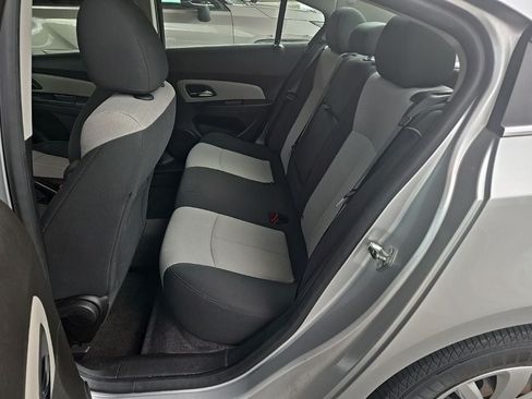 Used 2011 Chevrolet Cruze LS w/ Connectivity Package FWD image 7