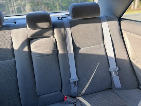 Used 2006 Toyota Camry XLE FWD image 11