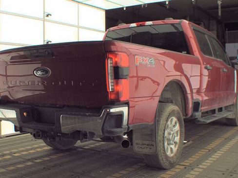 Used 2024 Ford F250 XLT w/ 360-Degree Camera Package AWD/4WD image 3