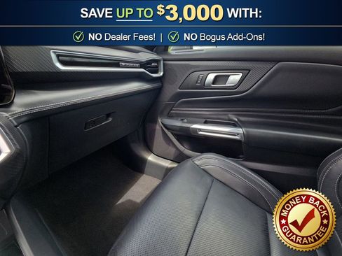Used 2025 Ford Mustang Premium RWD image 27