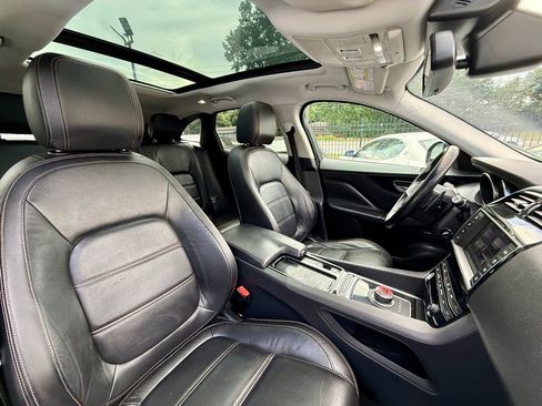 Used 2018 Jaguar F-PACE Prestige AWD/4WD image 29