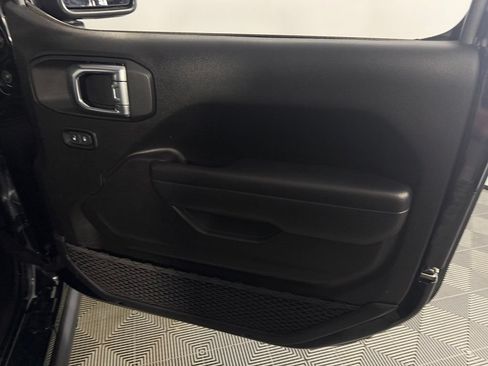 Used 2025 Jeep Wrangler Unlimited Sport S 4xe AWD/4WD image 37